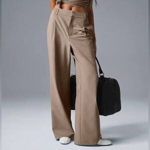 ALO High-Waist Pursuit Trouser, Gravel, M